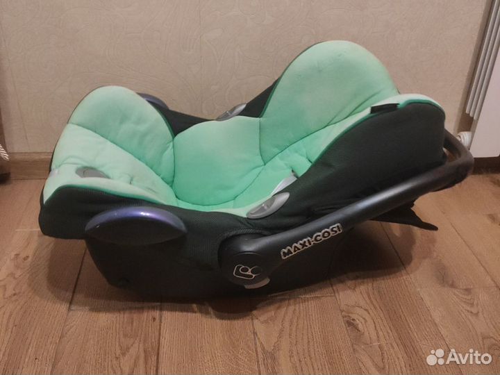 Детское автокресло от 0 maxi cosi