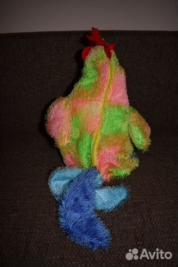 Тропическая птичка