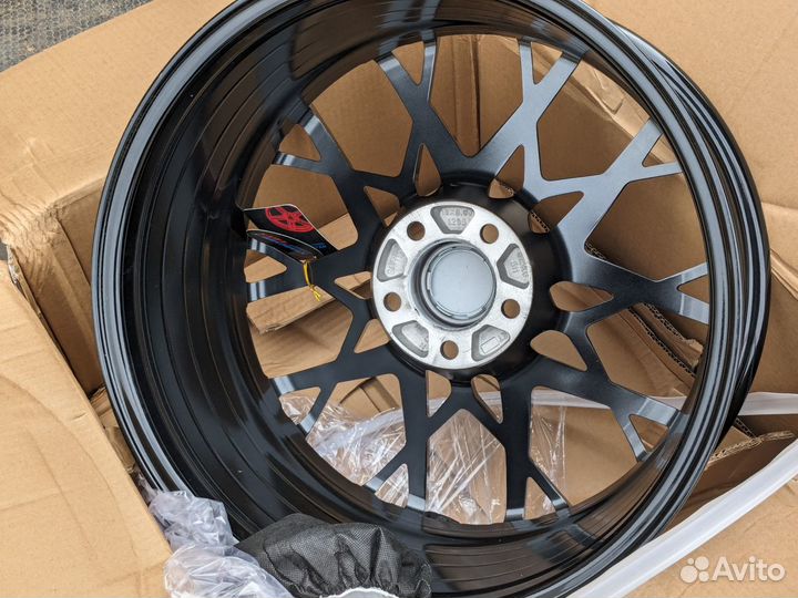 Литые диски новые Hre ff10 R18 5x108