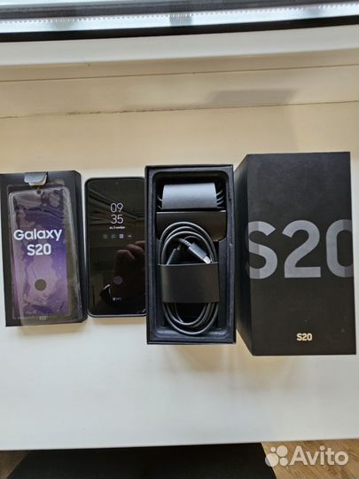 Samsung Galaxy S20, 12/128 ГБ