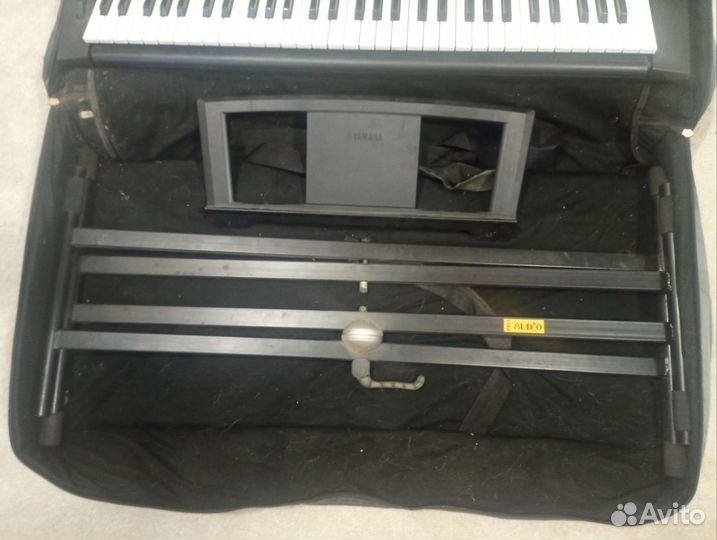Синтезатор yamaha psr e423