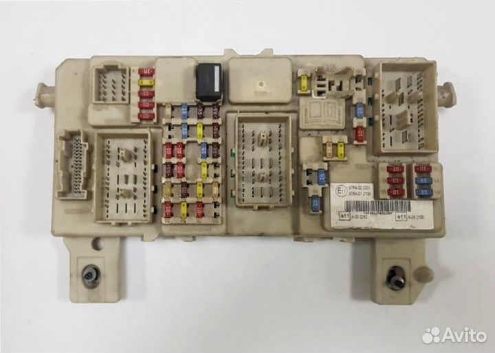 Блок предохранителей дополнительный Fo05, Fo08, C