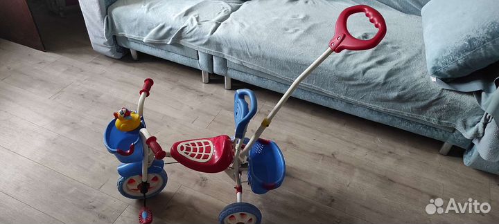 Трехколесный велосипед