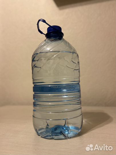 Пластиковая бутылка 5 литров