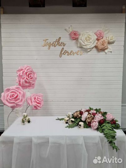 Цветочная композиция / цветы на стол