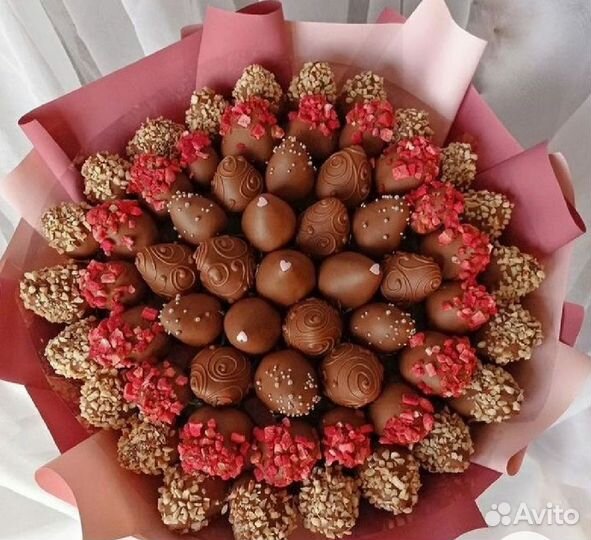 Клубника в шоколаде букеты
