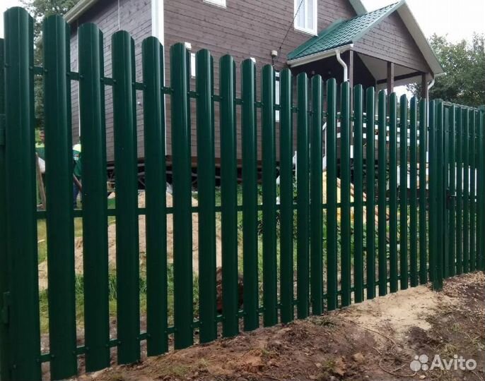Забор из евроштакетника ,калитки качественно
