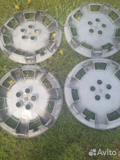 Колпаки на колеса r 16 toyota