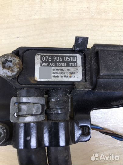 Датчик давления выхлопных газов VW 076906051a