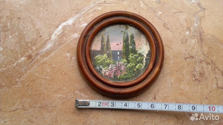 Маленькая гравюра на деревянной основе