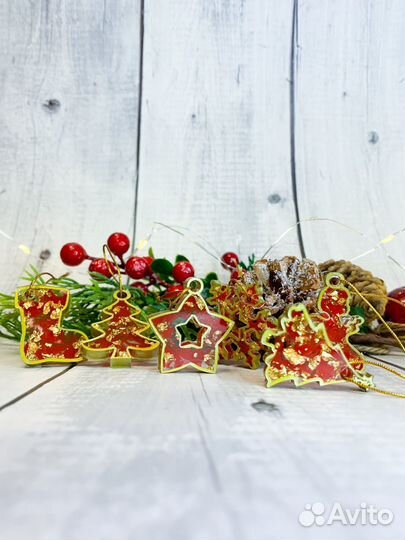 Елочные игрушки