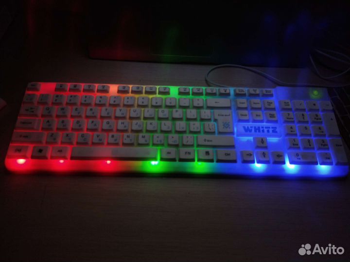 Клавиатура с подсветкой