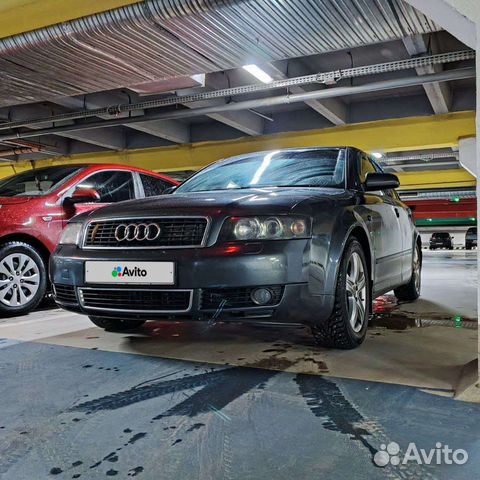 Audi A4 1.8 CVT, 2002, битый, 310 000 км