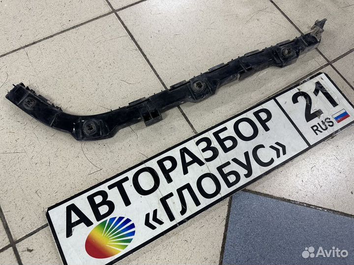 Кронштейн заднего бампера левый Suzuki SX4 2010