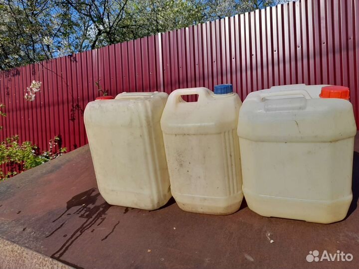 Канистра пластиковая 20 литров