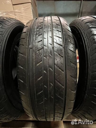 Dunlop Grandtrek ST30 225/60 R18 100H