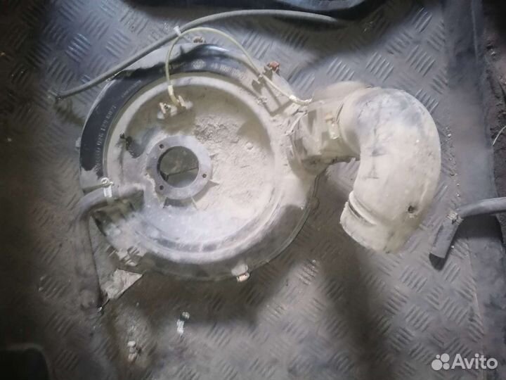 Корпус воздушного фильтра audi b4