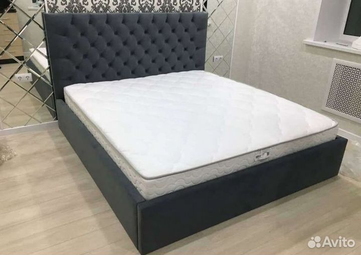 Двухместная мягкая кровать