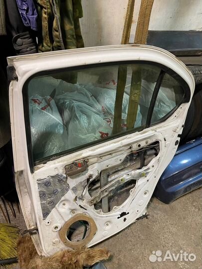 Дверь camry sv40