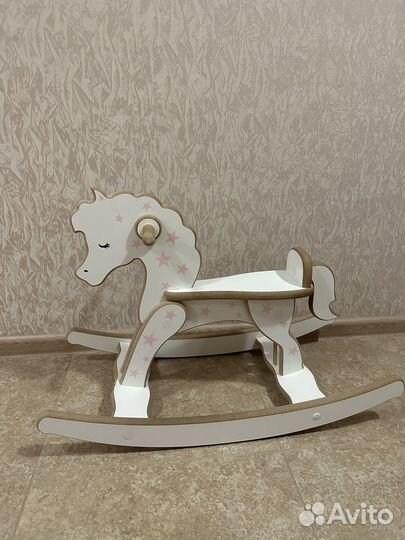 Лошадь качалка деревянная