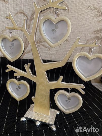 Семейное дерево с фоторамками