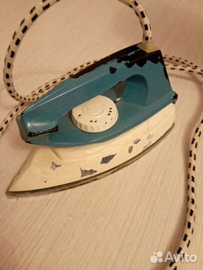 Утюг советский