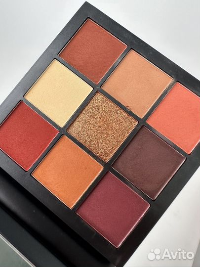 Huda beauty warm brown obsessions тени