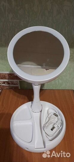 Зеркало косметическое с подсветкой