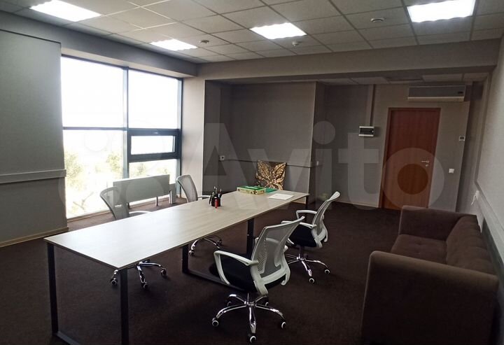 Офисное помещение, 37.5 м² бц Адмирал-Плаза