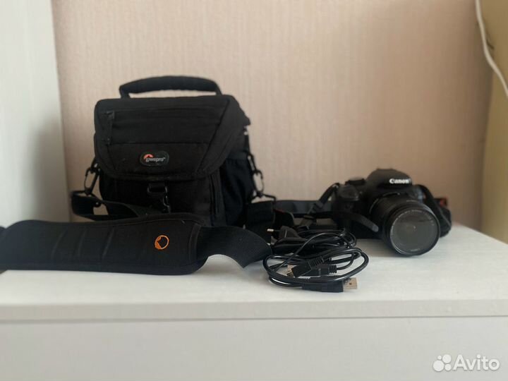 Фотоаппарат Canon eos 550d