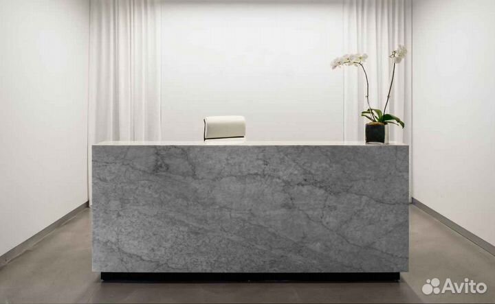 Ресепшн из камня, мрамор, гранит оникс