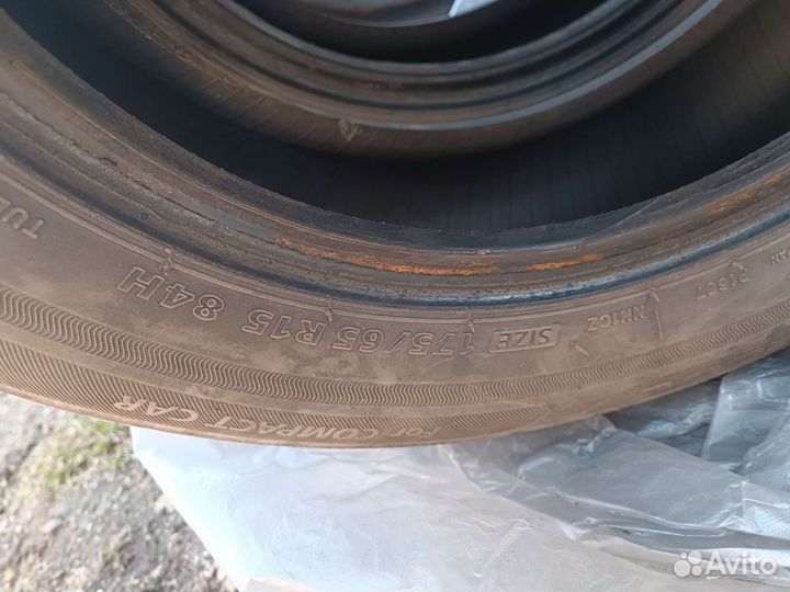 Bridgestone Ecopia H-Drive 002 175/65 R15 84
