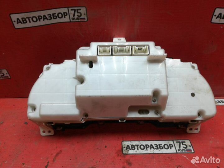 Панель приборов Toyota Ipsum ACM21W 2azfe 2001