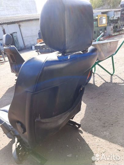 Комплект сидений мерседес 210