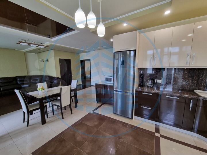 3-к. квартира, 118,9 м², 2/6 эт.