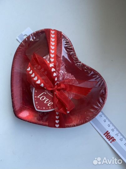 Подарки, свечи, интерьер