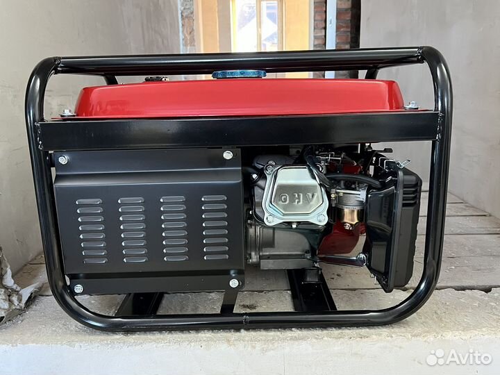 Бензиновый генератор