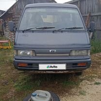 Mazda Bongo 2.0 MT, 1992, 300 000 км, с пробегом, цена 200 000 руб.