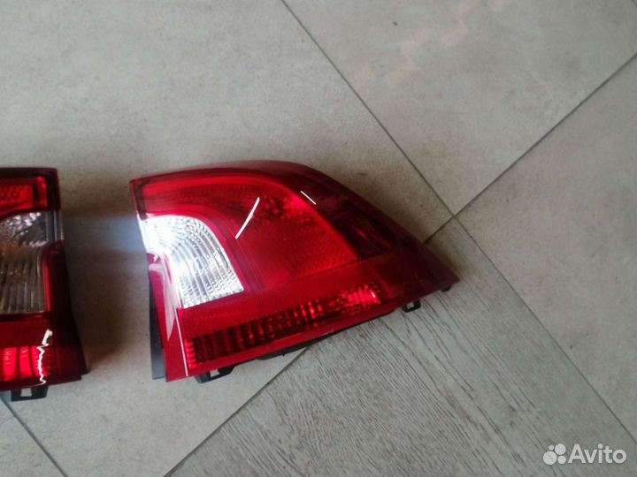 Задние фонари на Volvo S60 2