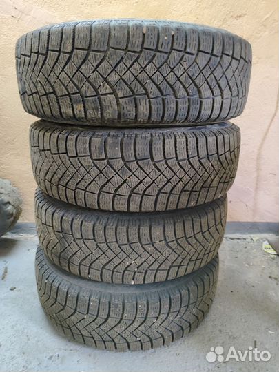 Колеса Pirelli ice zero FR R15 5x114.3