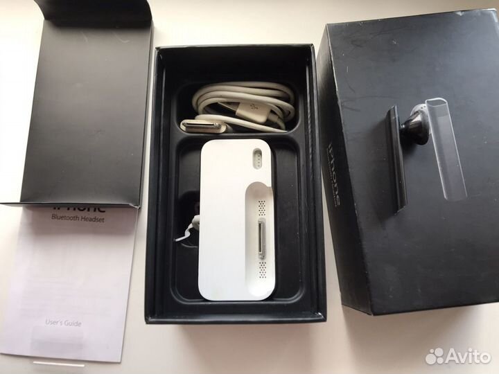 Оригинальная гарнитура Apple