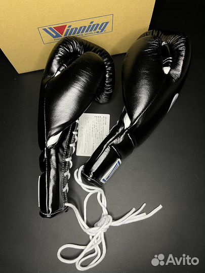 Боксерские перчатки Winning