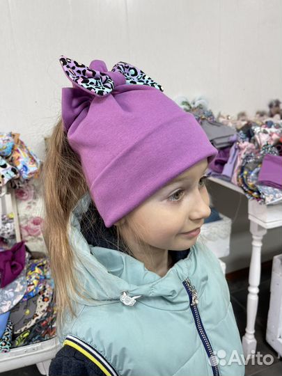 Шапка с отверстием для хвоста