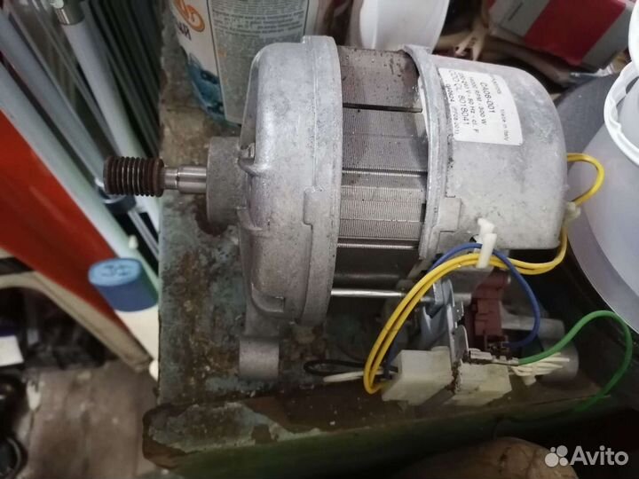 Двигататель стиральной машины