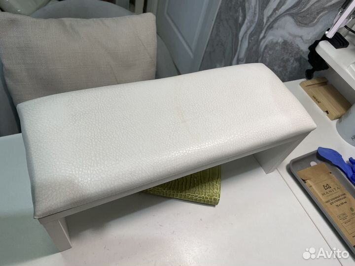 Подставка под руку для маникюра