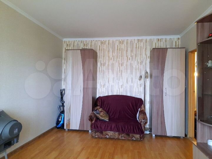 2-к. квартира, 52 м², 4/9 эт.