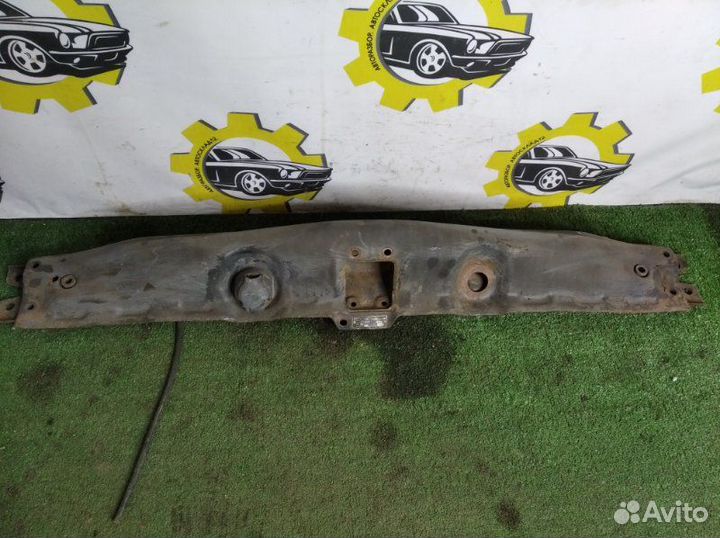 Усилитель заднего бампера Mercedes-Benz 280 седан