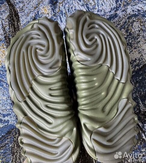 Шлепки мужские crocs