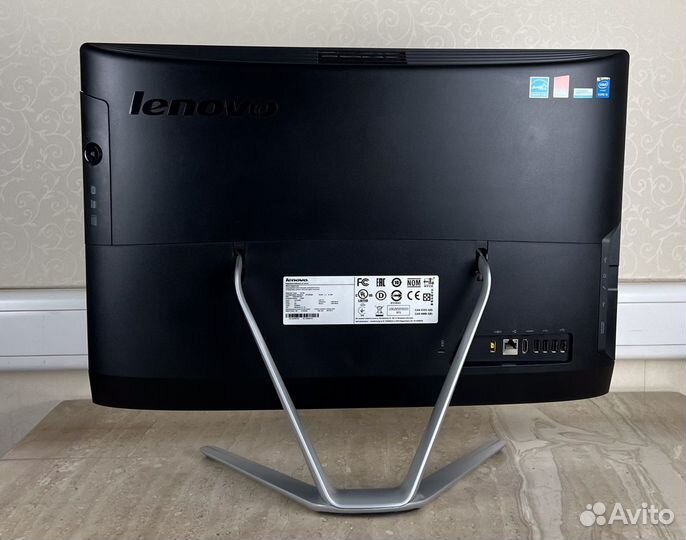 Моноблок Lenovo IdeaCentre C560 i5-4460T/800M/6 гб