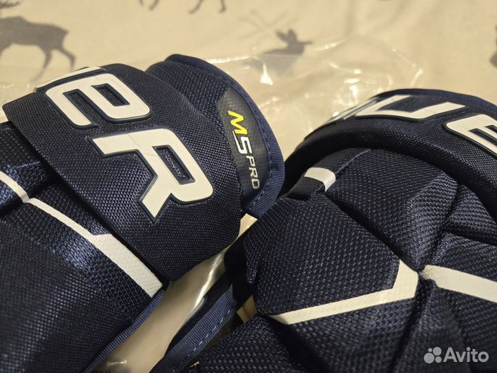 Краги Bauer Supreme M5 Pro, 14